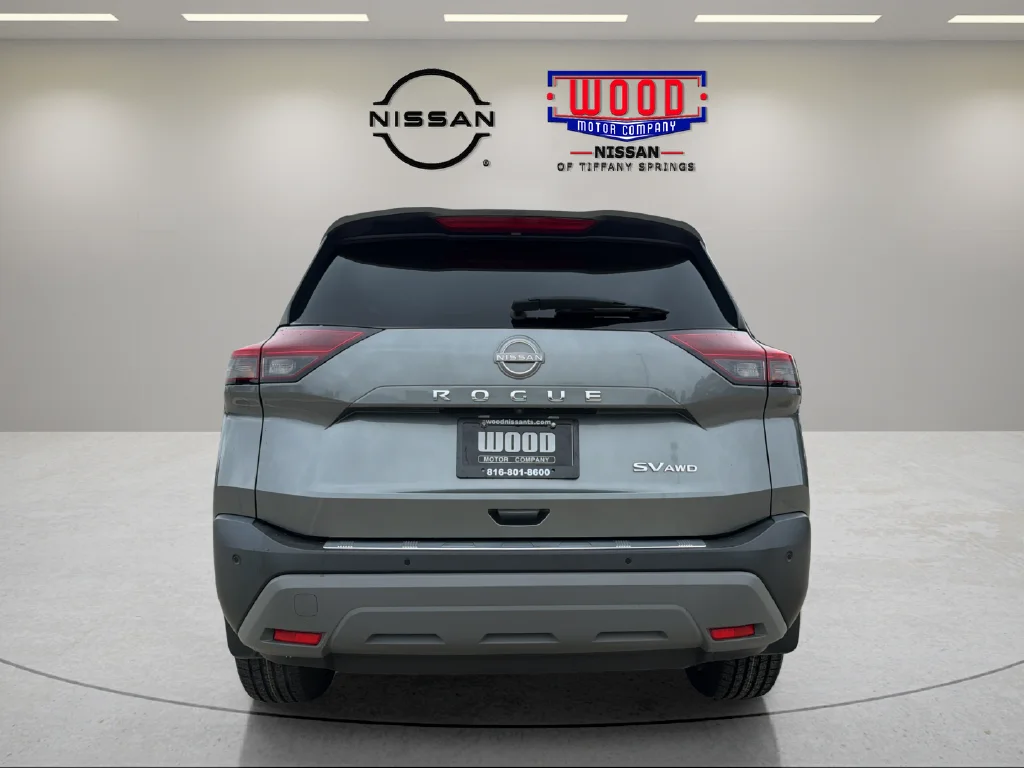 Certified Used 2023 Gun Metallic Nissan SV image 3