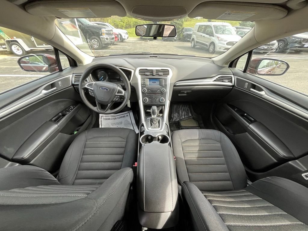 2015 Ford Fusion SE - Photo 13
