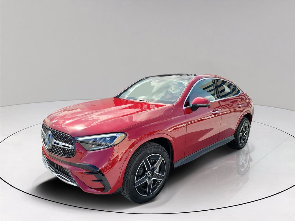 New 2027 MANUFAKTUR Patagonia Red Metallic Mercedes-Benz GLC 300 image 3
