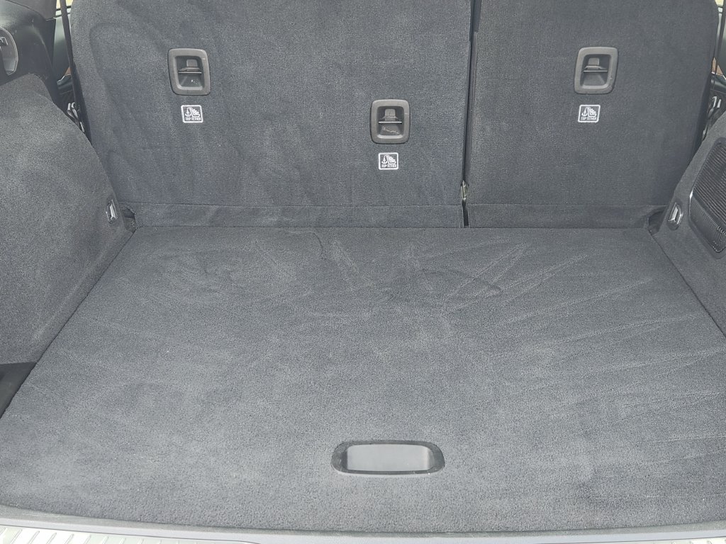 Used 2023 Black Jeep Summit Reserve image 27