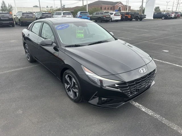 2022 Hyundai Elantra Limited