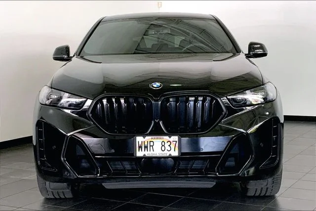 Certified Used 2024 Black Sapphire Metallic BMW xDrive40i image 3