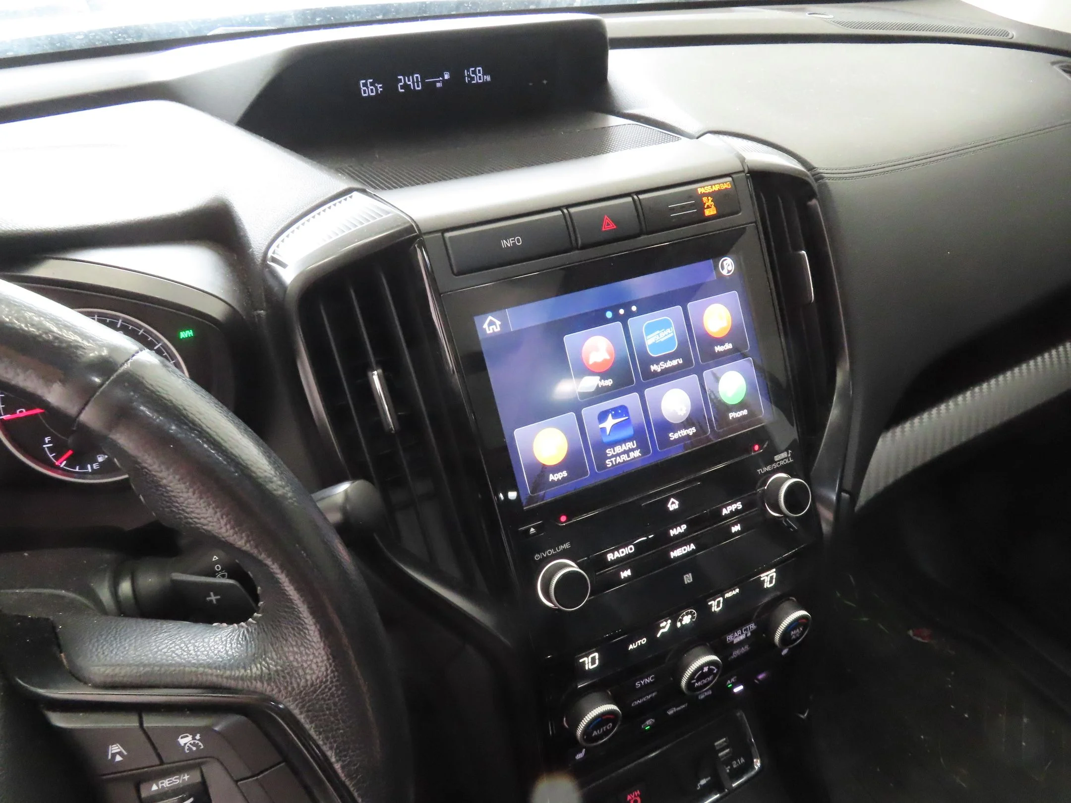Used 2022 Black Subaru Onyx Edition image 16