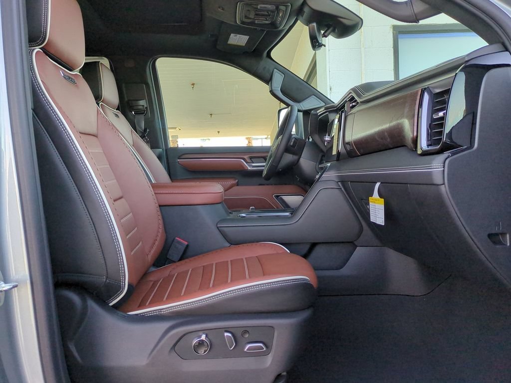 New 2026 Sterling Metallic GMC Denali Ultimate image 33