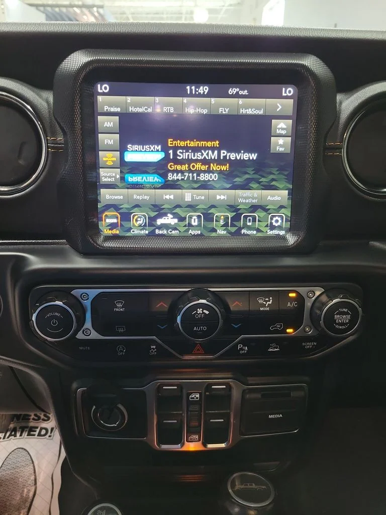 Used 2021 Gray Jeep Overland image 4