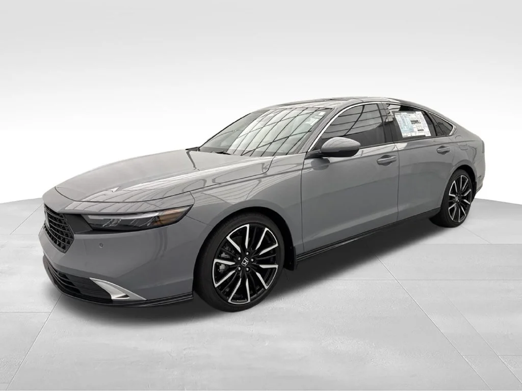 New 2026 Urban Gray Pearl Honda Touring image 3