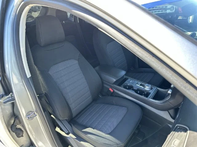 Used 2024 Silver Ford SE image 25