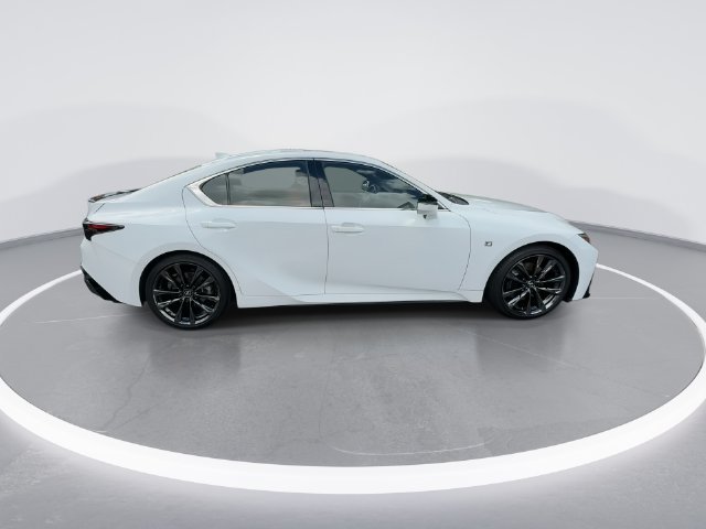 2024 Lexus IS 350 F SPORT - Photo 9