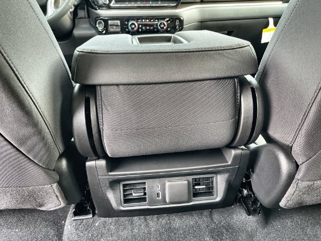 2026 Chevrolet Silverado 1500 photo 30 of 41