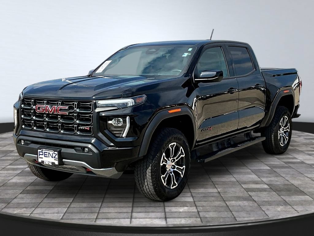 2024 GMC Canyon