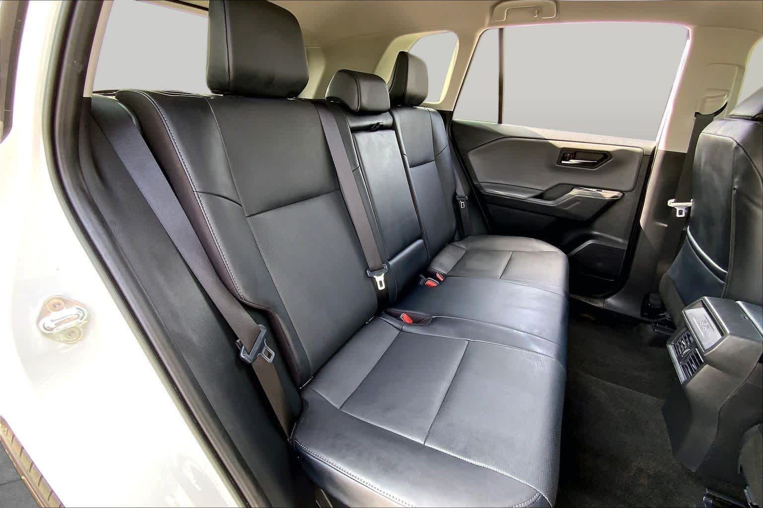Certified Used 2026 Ice Cap Toyota XLE Premium image 19