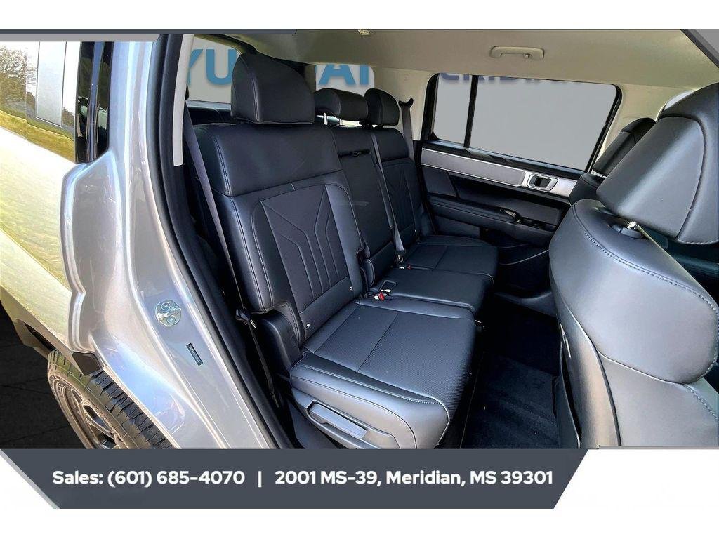 New 2026 SHIMMERING SILVER Hyundai XRT AWD image 8
