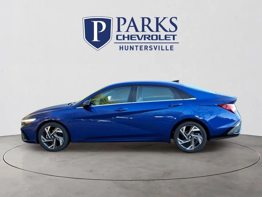Used 2025 Blue Hyundai Limited image 30
