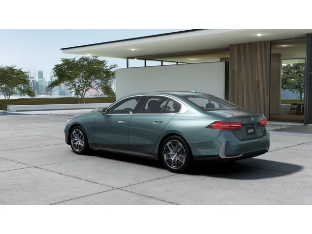 New 2027 Cape York Green Metallic BMW 540i xDrive image 2