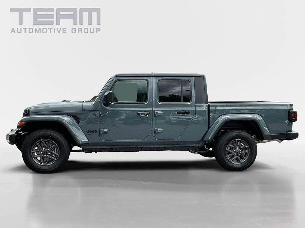 New 2025 Anvil Clear-Coat Exterior Paint Jeep Sport S image 4