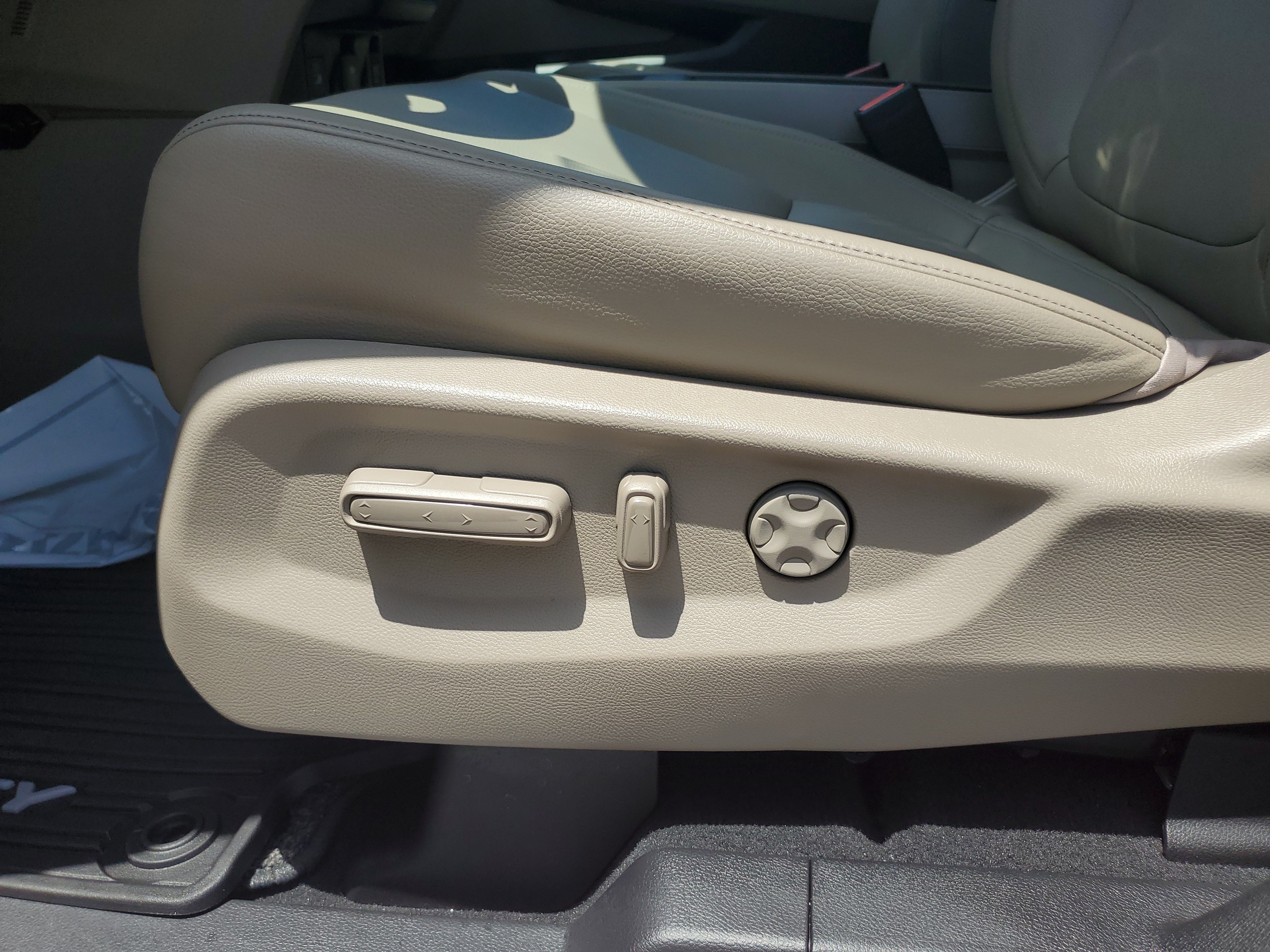 Used 2023  Honda Touring image 22