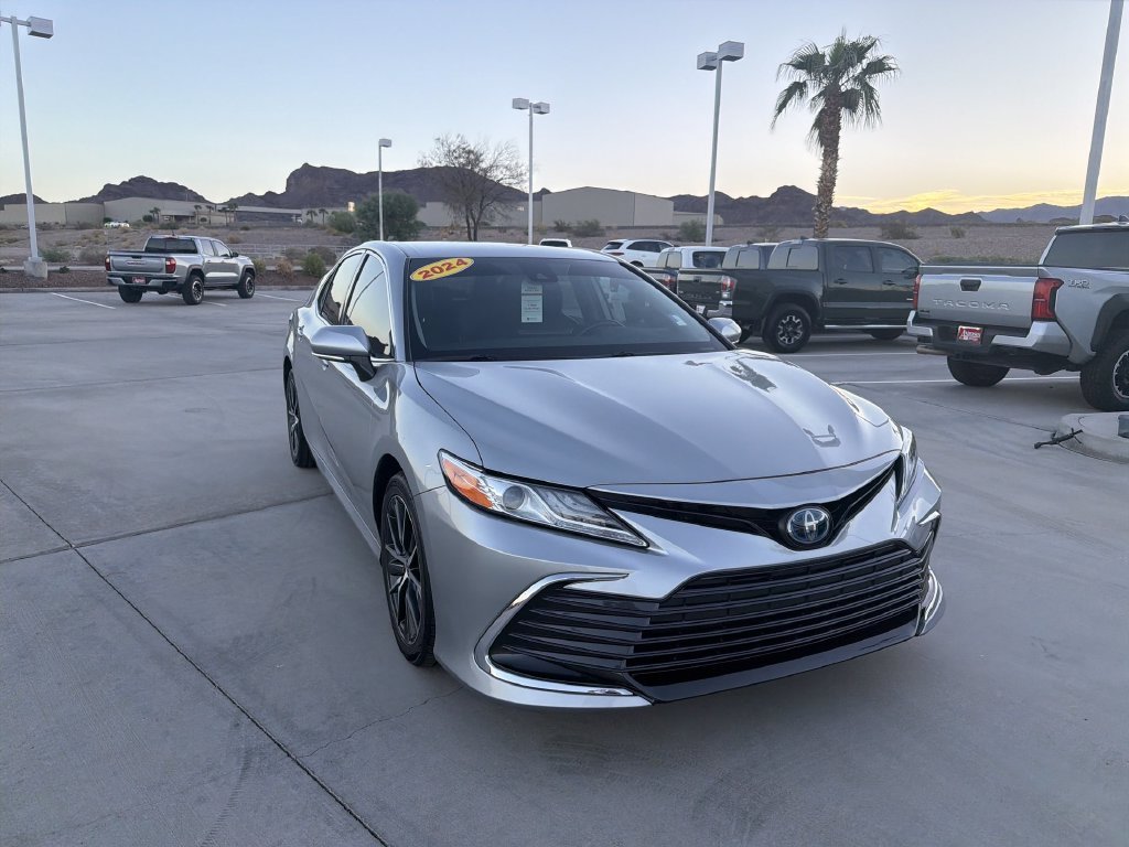 2024 Toyota Camry XLE - Photo 3
