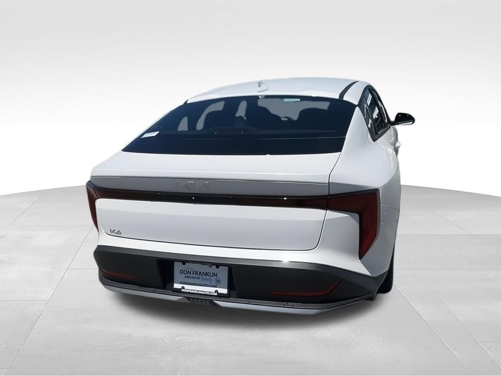 New 2026 White Kia LXS image 7