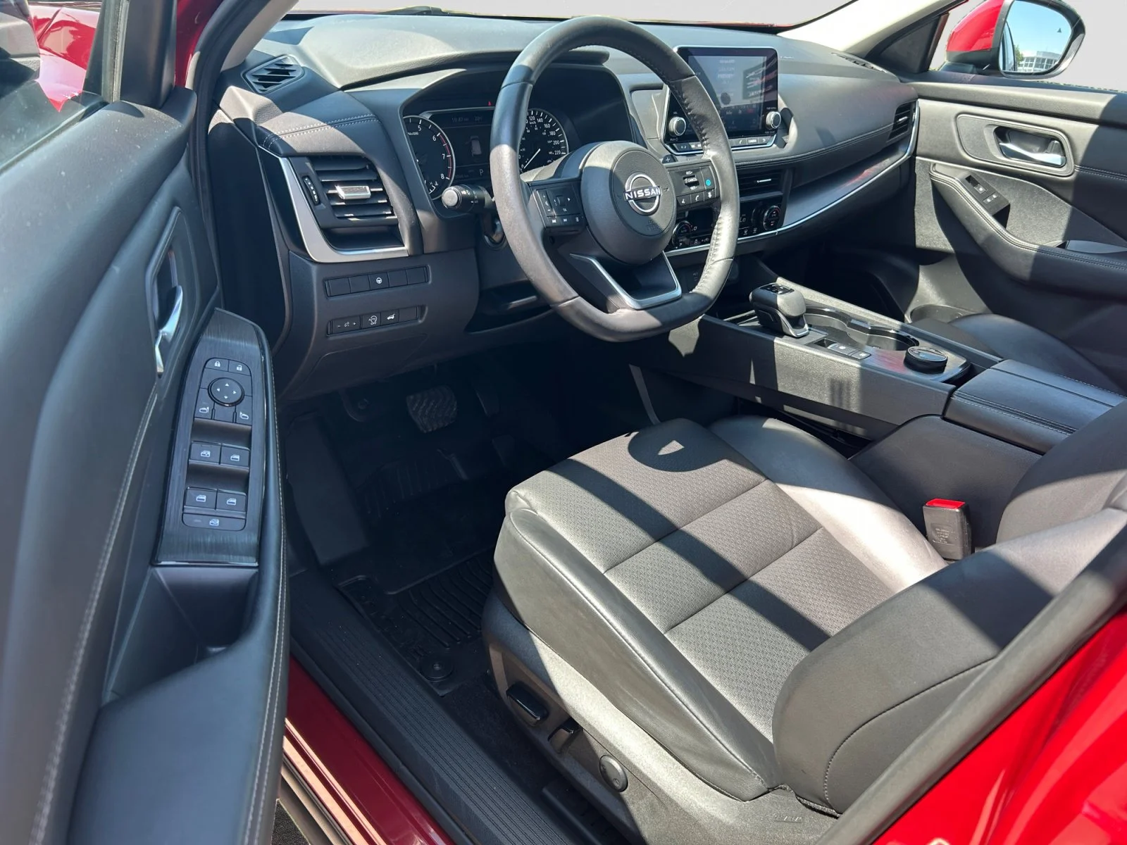 Used 2024 RED METALLIC Nissan SV Moonroof AWD image 13