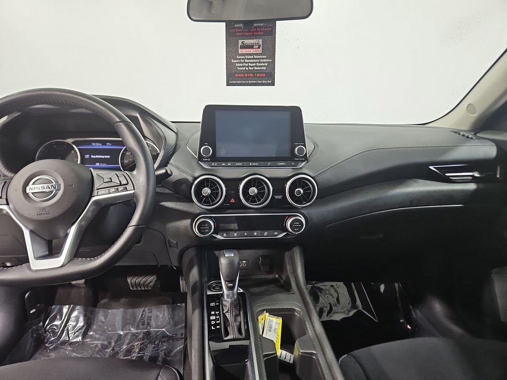 Used 2020 Gray Nissan SV image 18