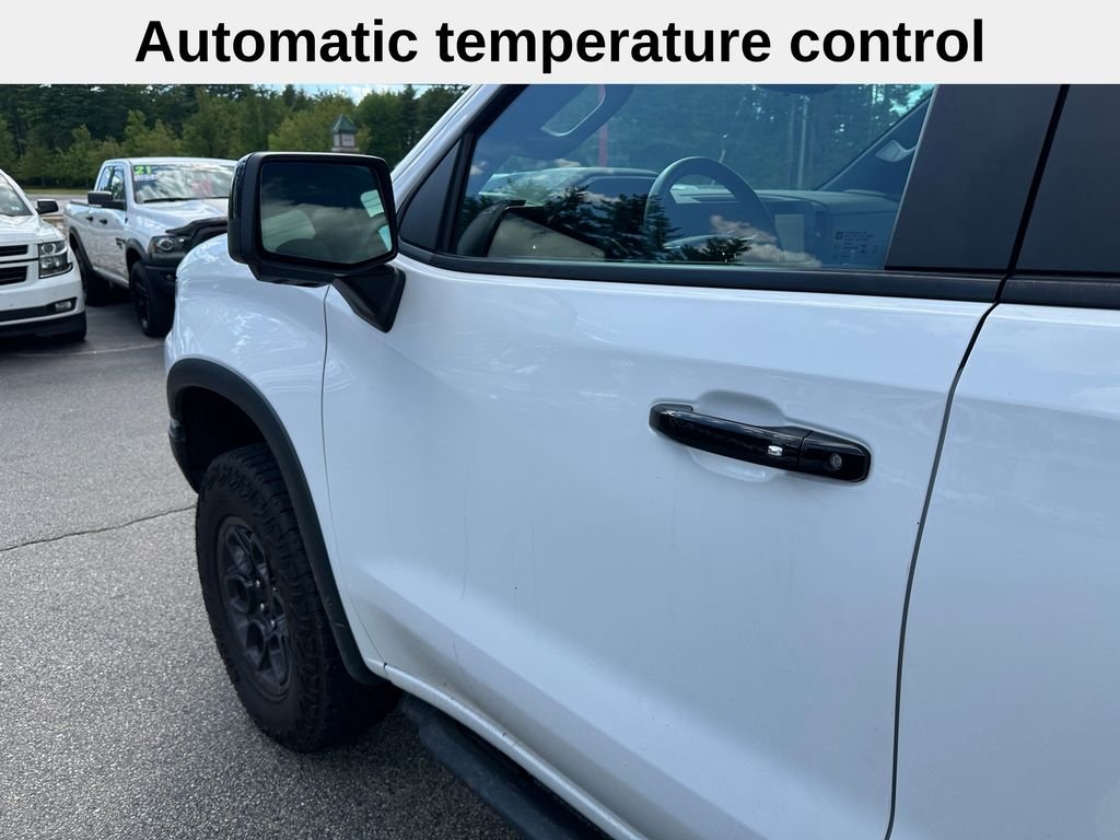 2024 Chevrolet Silverado 1500 ZR2 - Photo 11