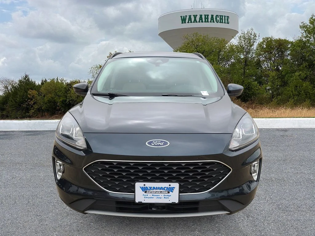 Used 2022 Blue Ford SEL image 2
