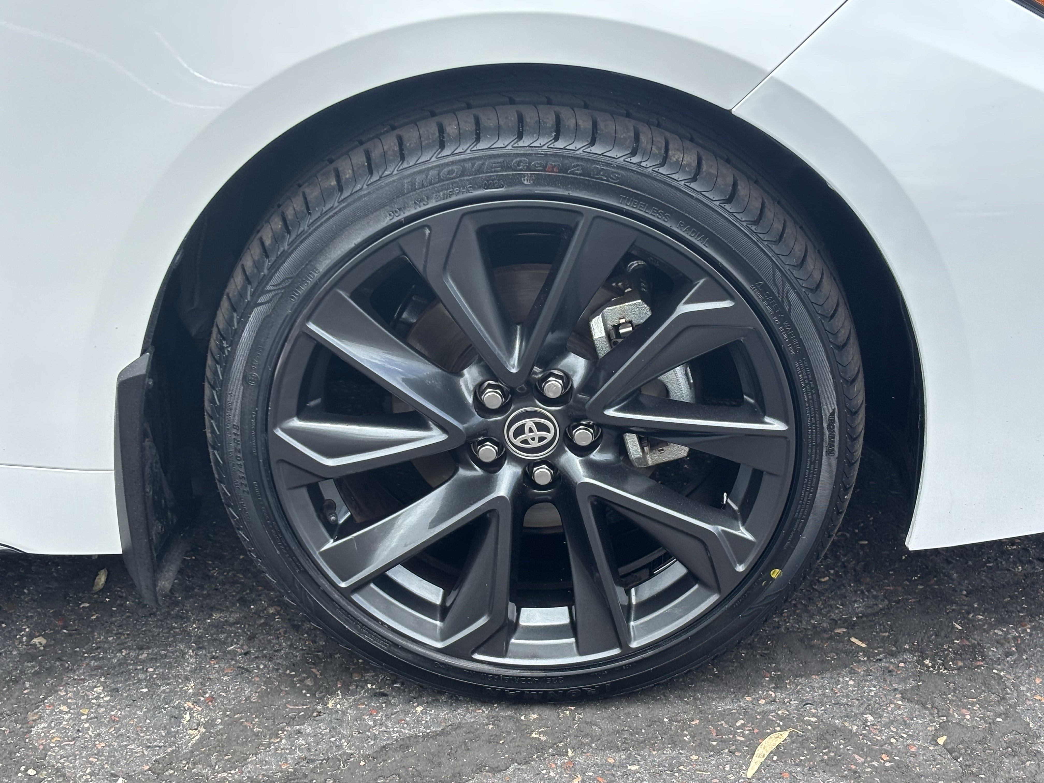 Used 2024 Ice Toyota SE image 7