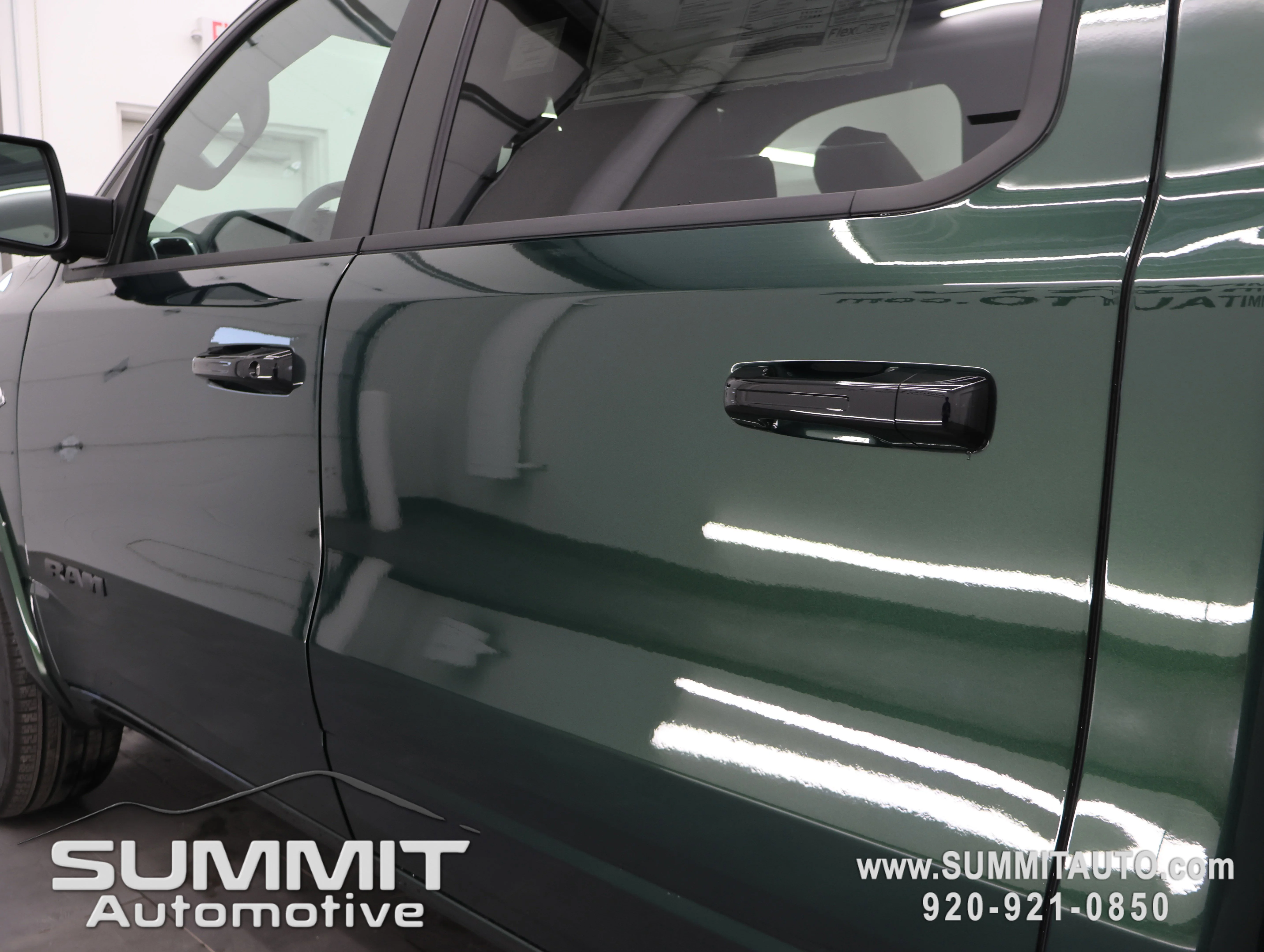 New 2026 Serrano-Green Metallic Exterior Paint RAM Laramie image 37