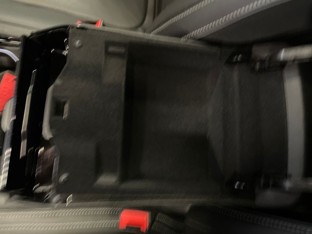 Used 2023 Red Jeep Overland image 25