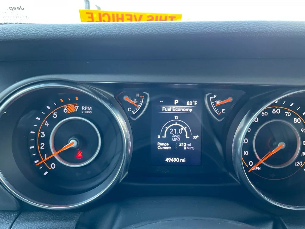 Used 2023 Gray Jeep Sport S image 13