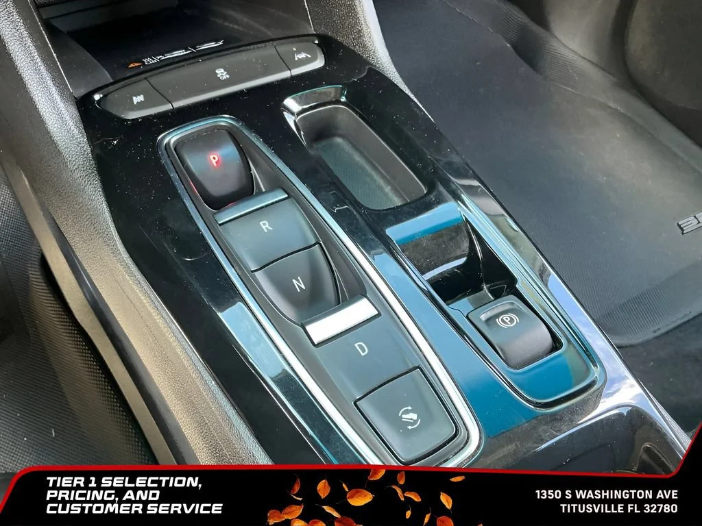 Used 2022 MOSAIC BLACK METALLIC Chevrolet 2LT image 28