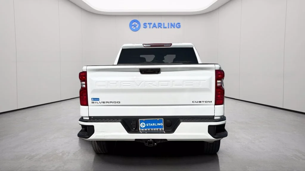 Used 2024 Summit White Chevrolet Custom image 8