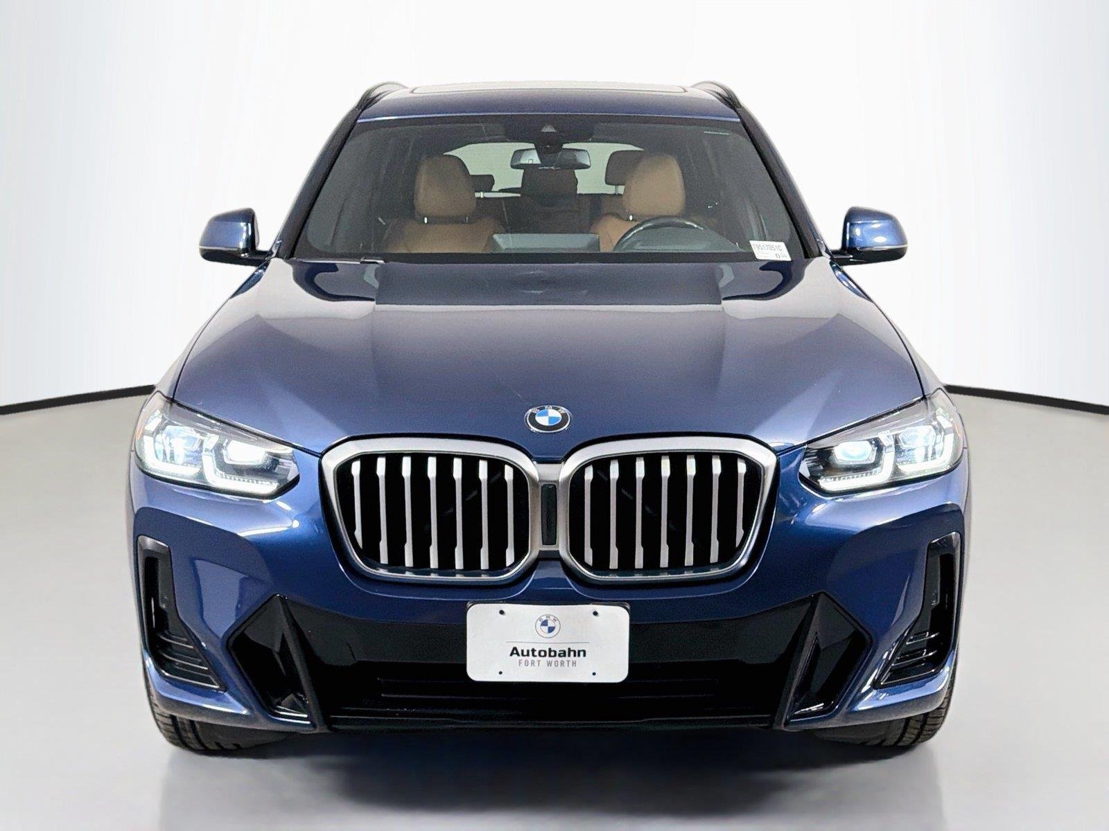 Used 2022 Phytonic Blue Metallic BMW xDrive30i image 2