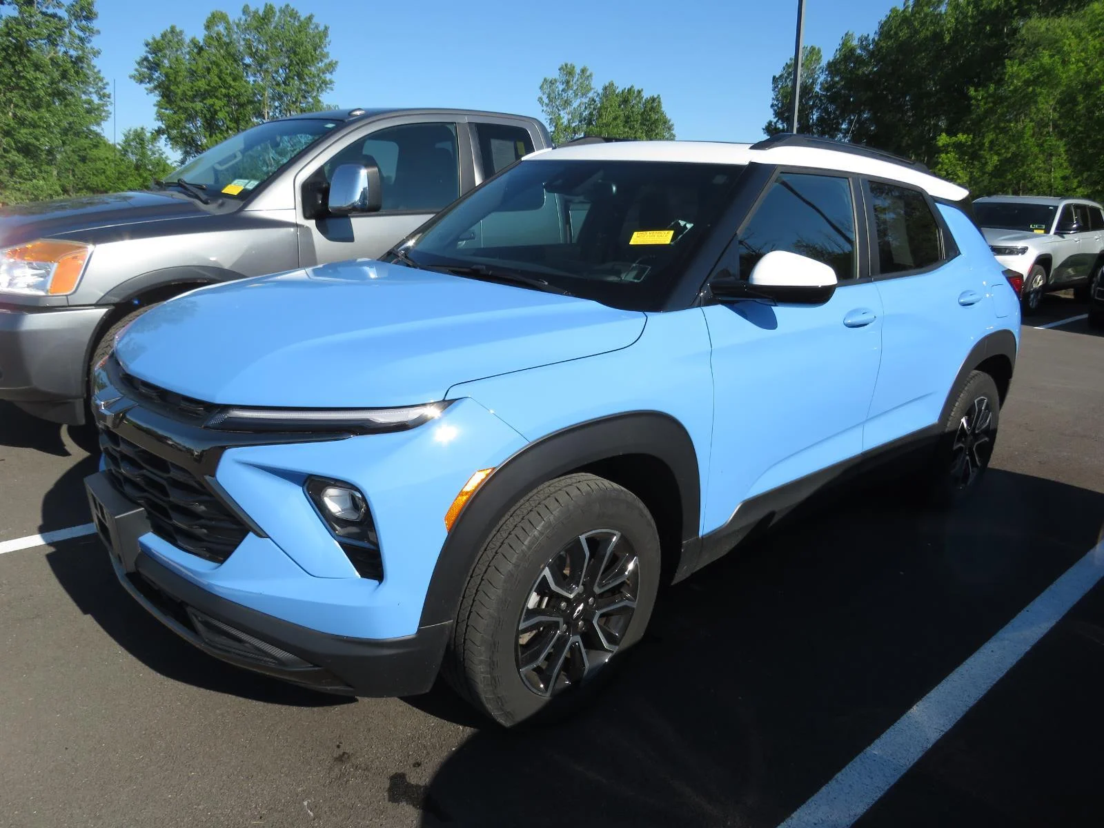 Used 2024 FOUNTAIN BLUE CHEVROLET TRUCK  image 6