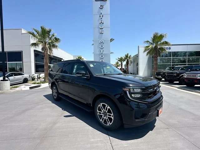 2026 Ford Expedition Active MAX 4x4's photo