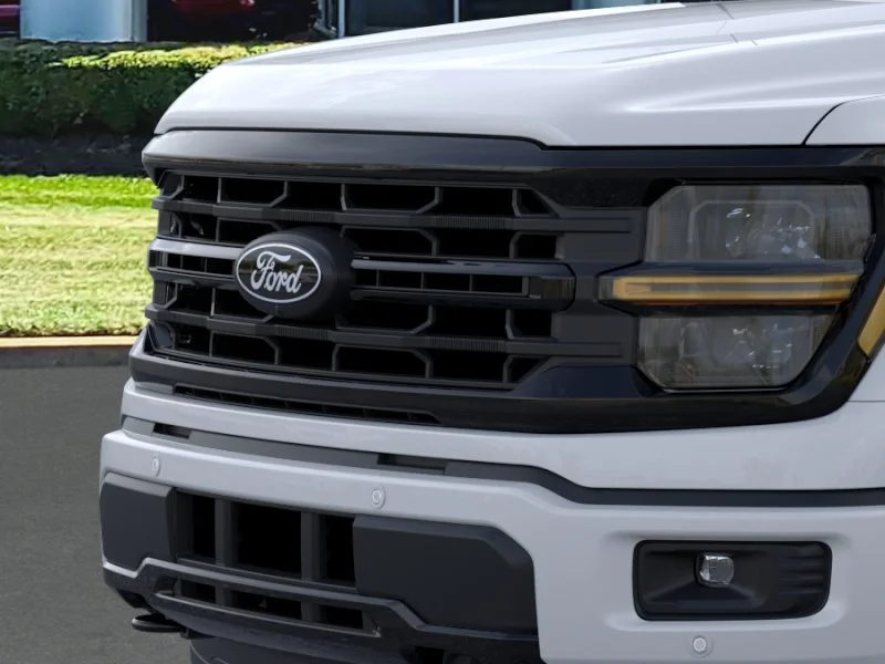 New 2026 Oxford White Ford XLT image 17