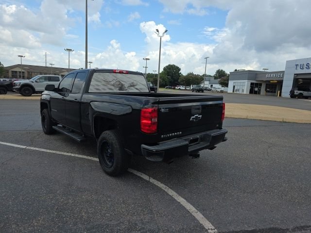 Used 2014 Black Chevrolet LT image 5
