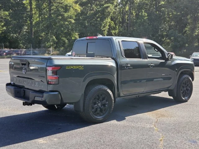 New 2027 Alpine Metallic Nissan Crew Cab SV image 5