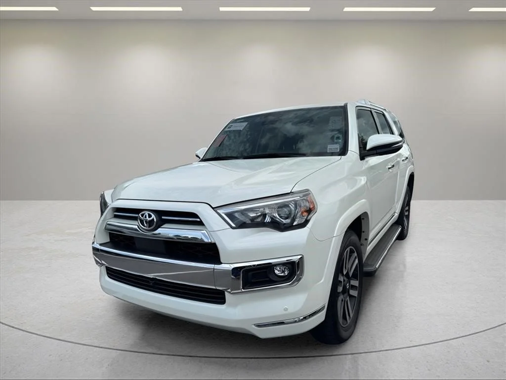 Used 2022 Blizzard Pearl Toyota Limited image 2