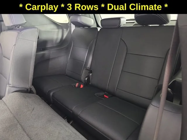Used 2025 Summit White Chevrolet LT image 27