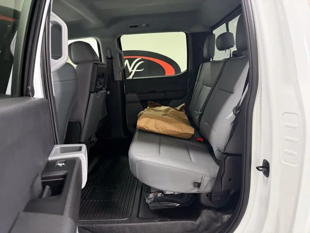 New 2026 Oxford White Ford F-450® XL image 37