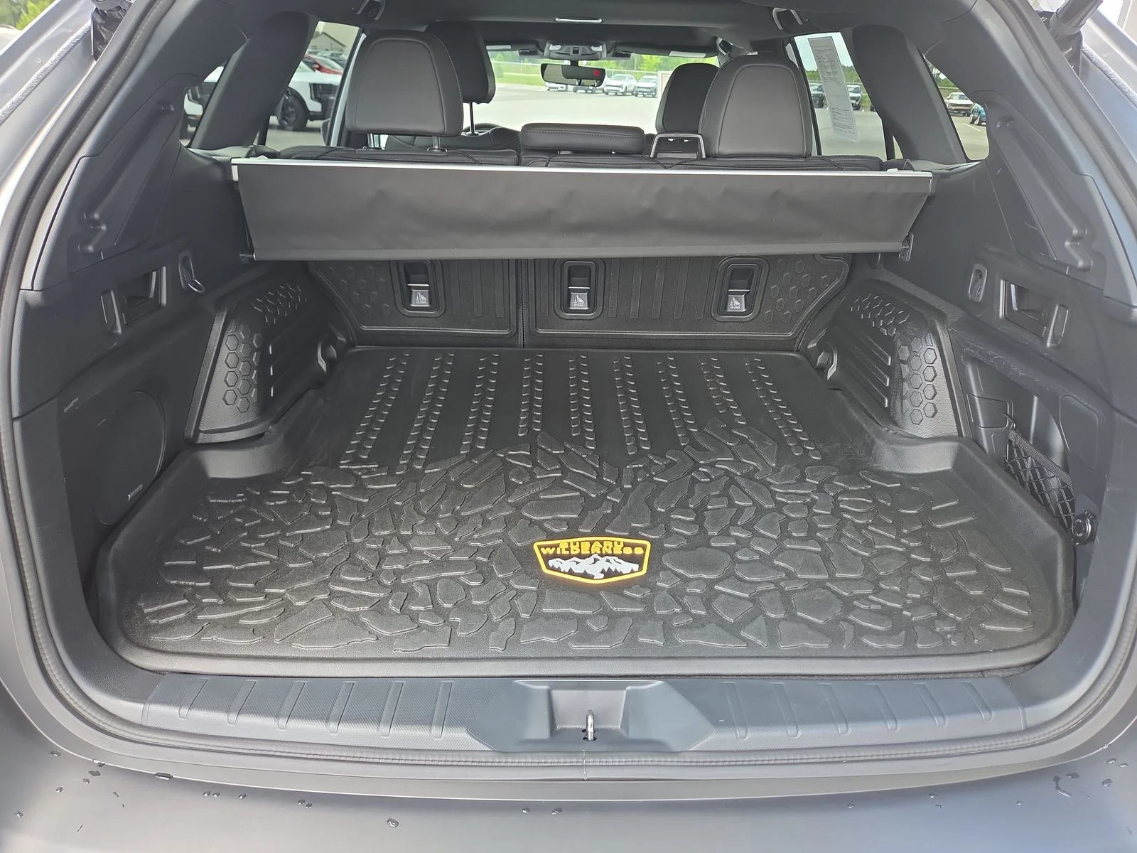 Used 2025 Ice Silver Metallic Subaru Wilderness image 29