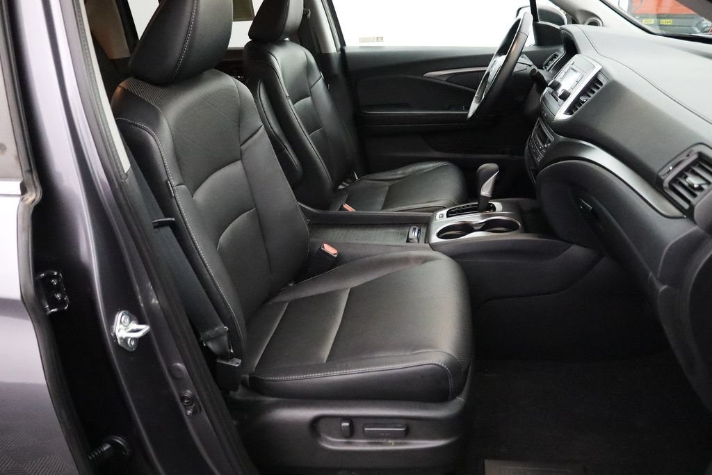 2019 Honda Ridgeline RTL - Photo 16