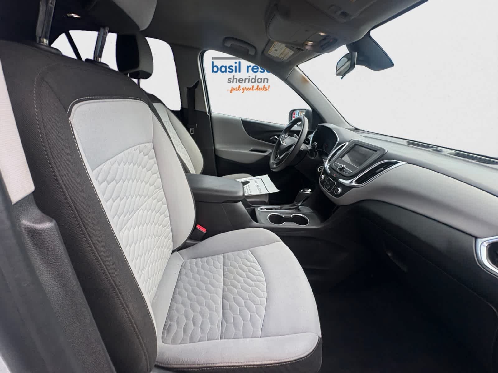 Used 2019 Summit White Chevrolet LS image 21