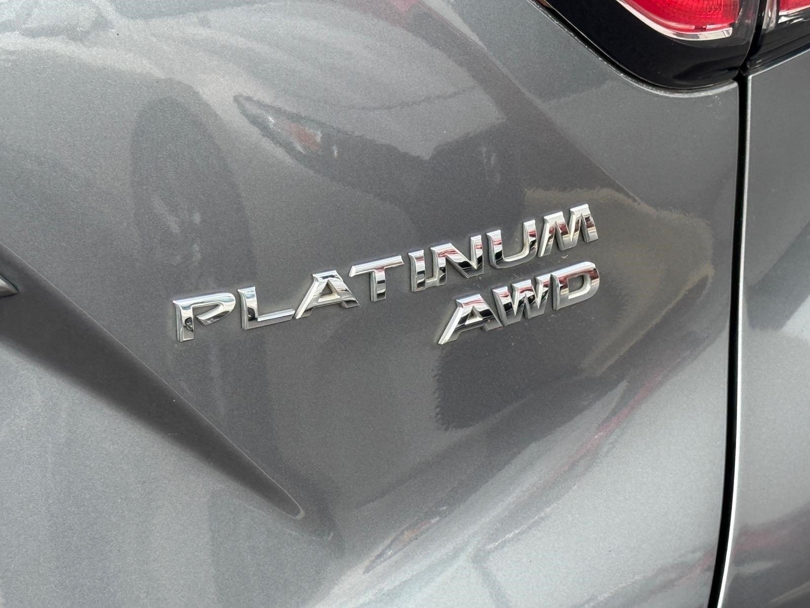 Used 2017 Brilliant Silver Metallic Nissan Platinum image 8