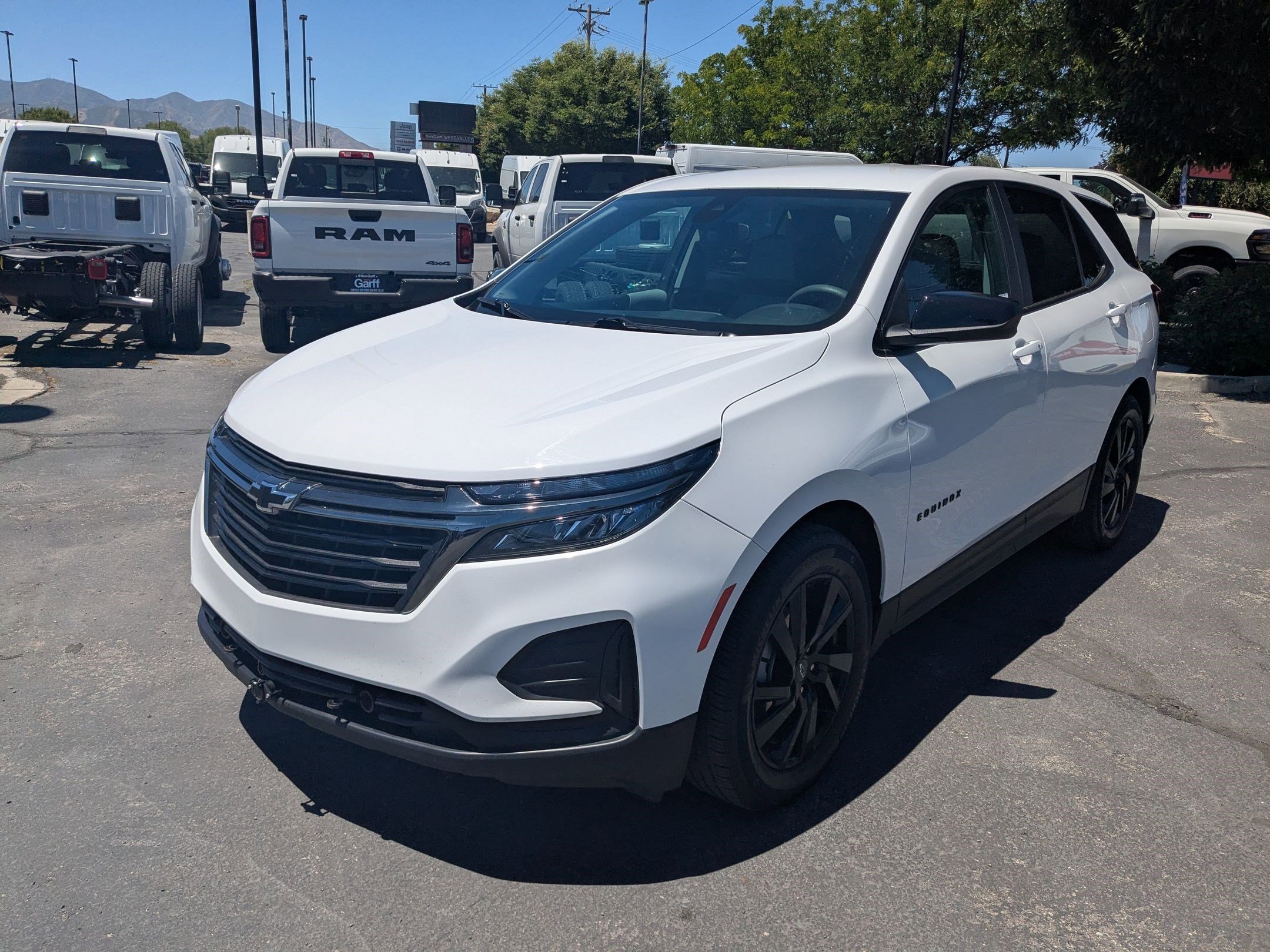 Used 2023 Summit White Chevrolet LS image 8