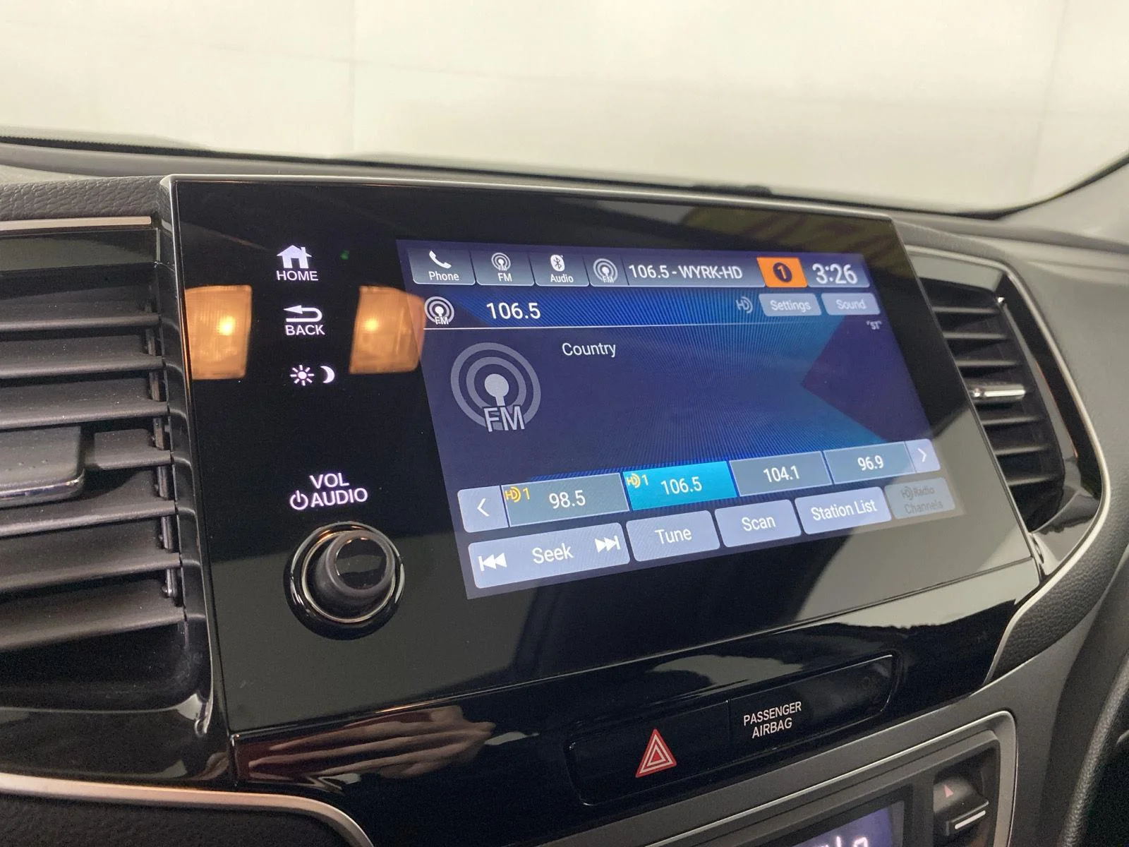 Used 2020 Modern Steel Metallic Honda EX-L image 20