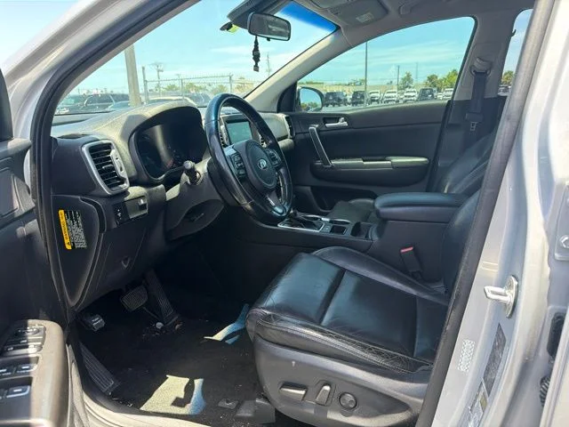 Used 2017 Silver Kia EX image 12