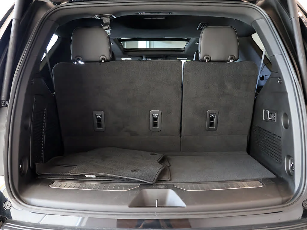 2023 Chevrolet Tahoe Z71 - Photo 30