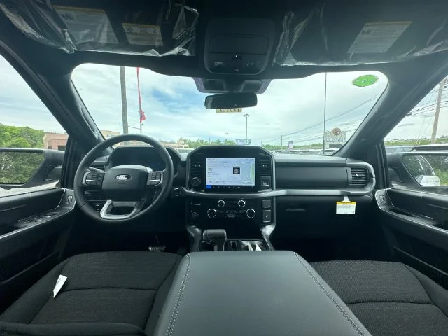 New 2026 Oxford White Ford XLT image 20